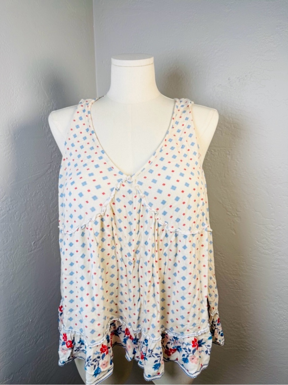 Thread & Clover Boho Floral Tank Top Ruffle Hem Sleeveless Rayon Plus Size 1X